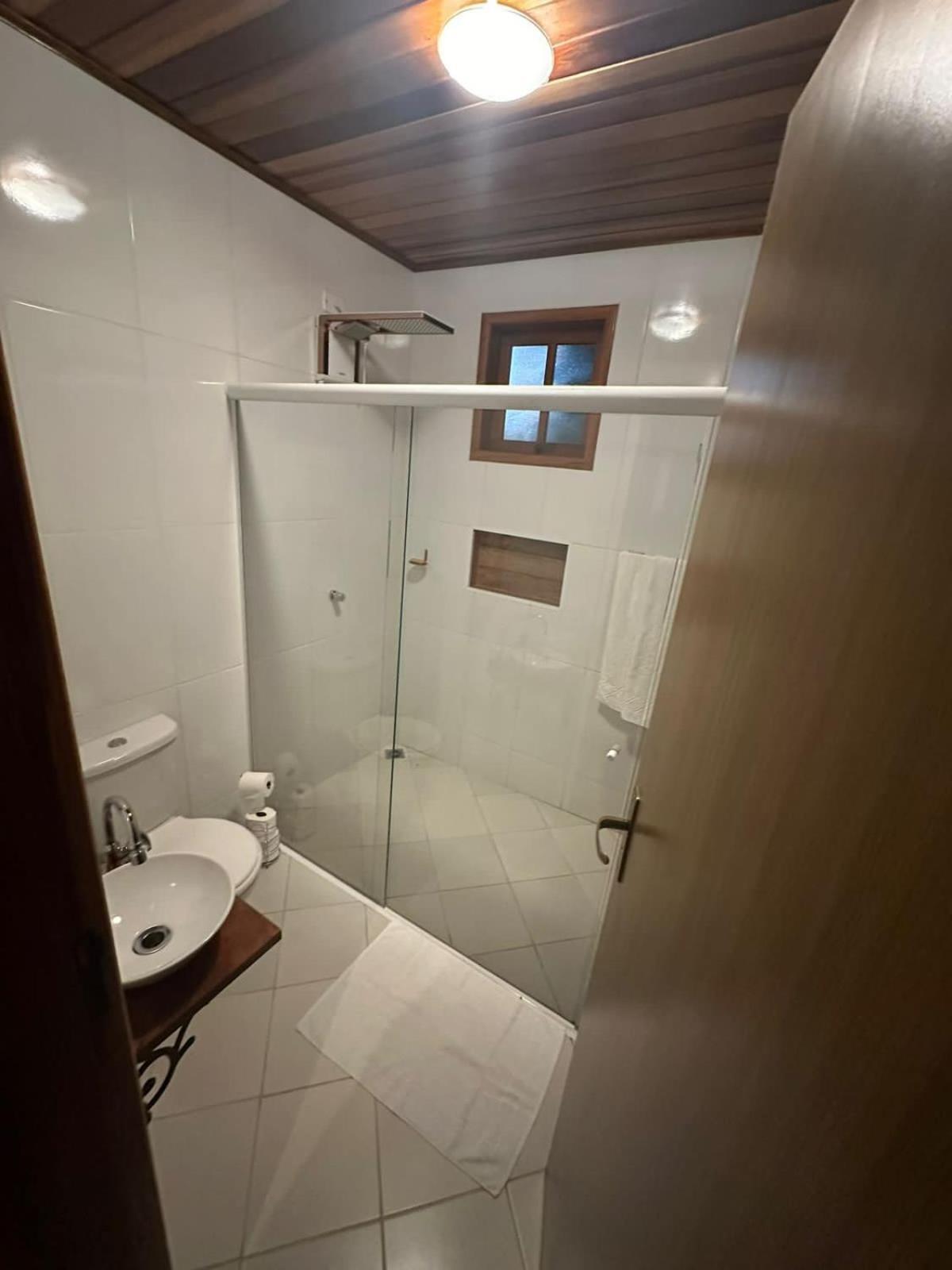 Pousada Camping E Restaurante Vila Dos Arcanjos Бокайна де Минас Екстериор снимка