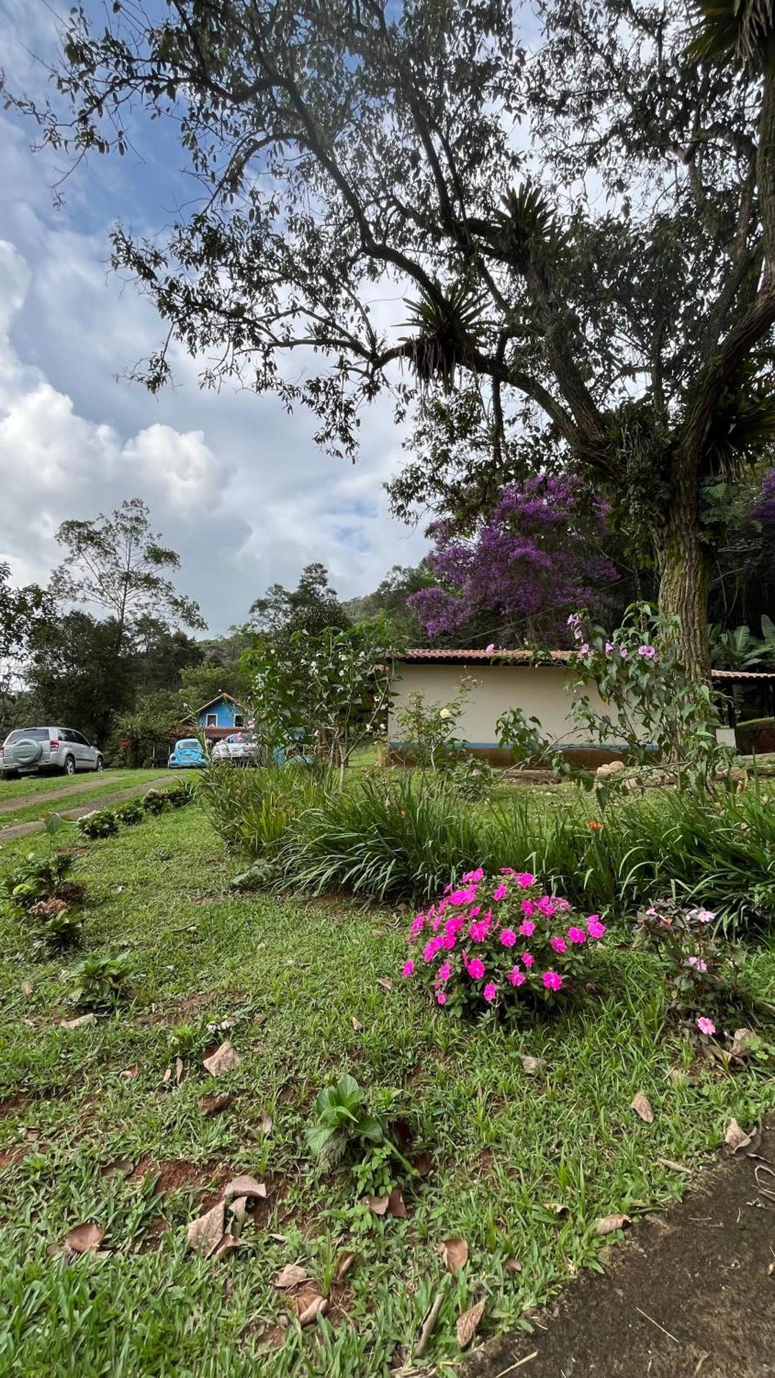 Pousada Camping E Restaurante Vila Dos Arcanjos Бокайна де Минас Екстериор снимка